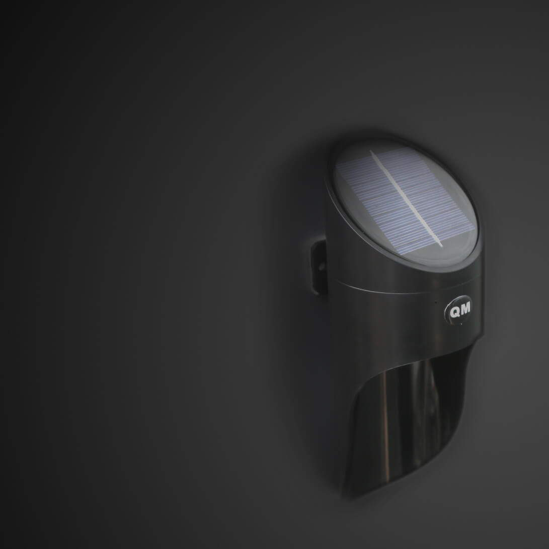 Solar-wall-mount-Insect-Trap